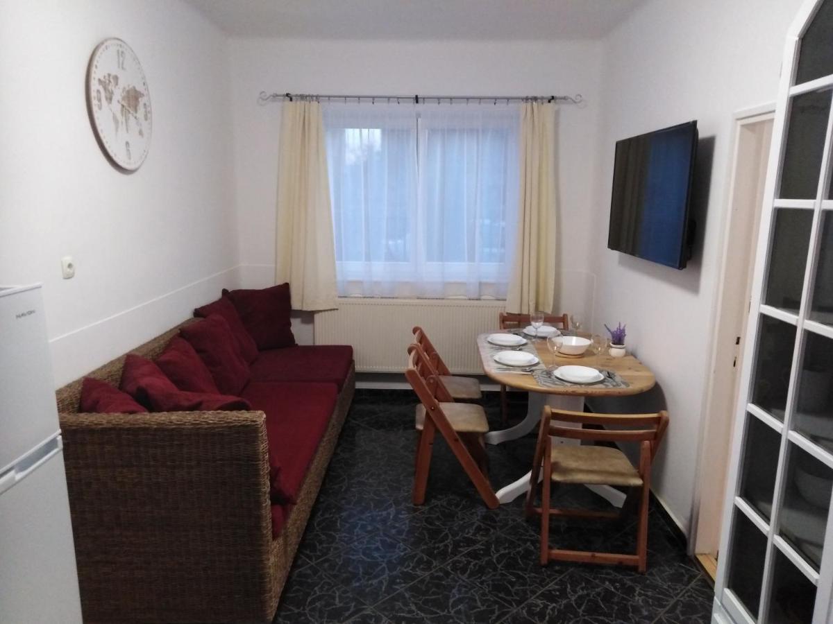 Arinza Apartman Vendeghaz Mezokovesd Luaran gambar