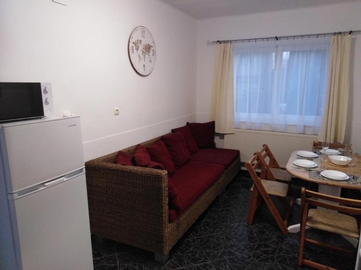 Arinza Apartman Vendeghaz Mezokovesd Luaran gambar