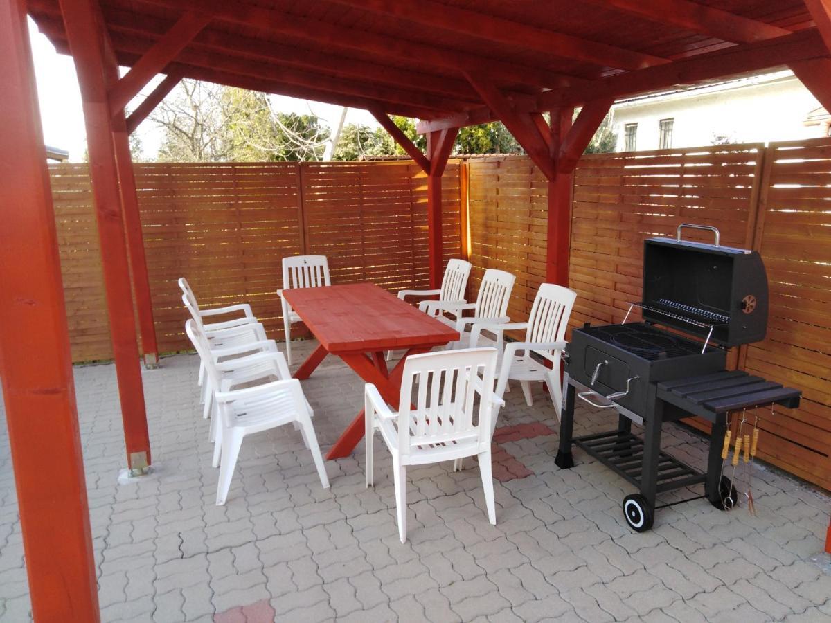 Arinza Apartman Vendeghaz Mezokovesd Luaran gambar