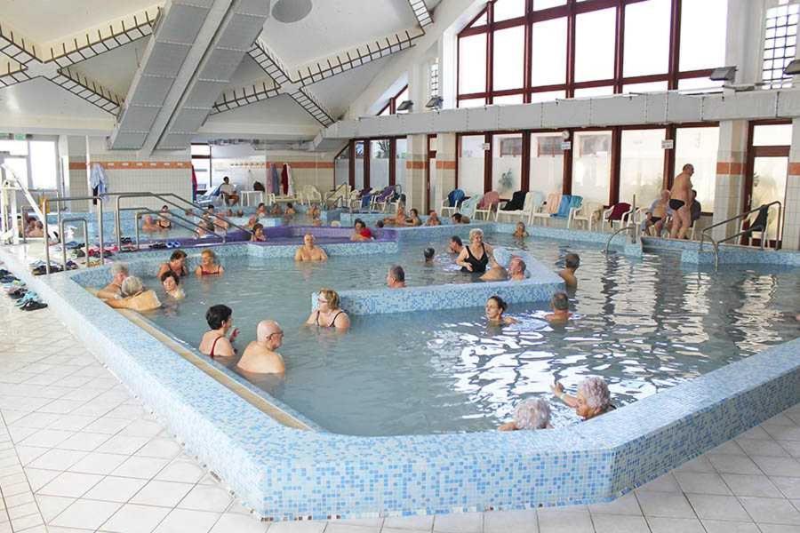 Arinza Apartman Vendeghaz Mezokovesd Luaran gambar